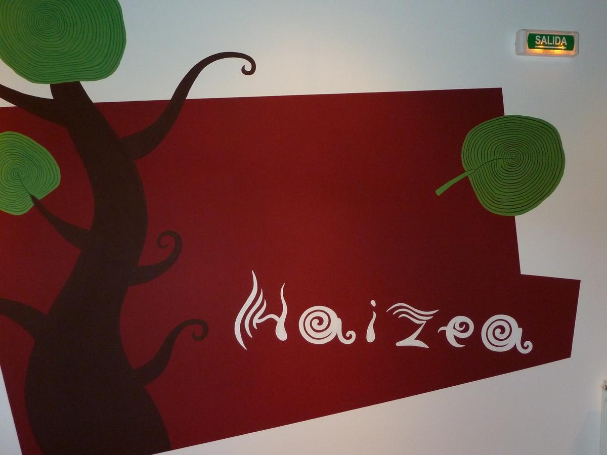 Albergue Haizea Pamplona Dış mekan fotoğraf