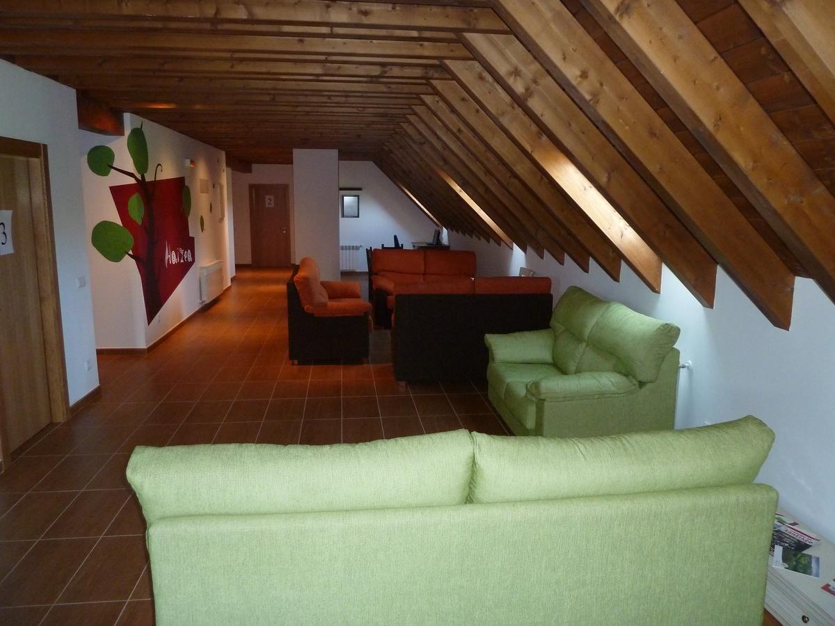 Albergue Haizea Pamplona Dış mekan fotoğraf